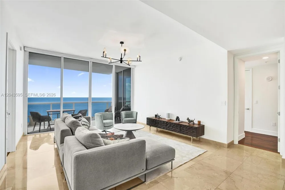 18101 Collins Ave #1607 Sunny Isles Beach, FL 33160