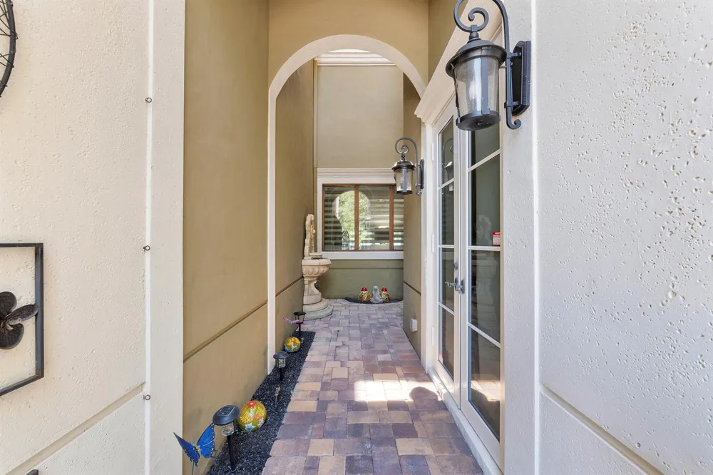449 NE 19th Avenue Deerfield Beach, FL 33441