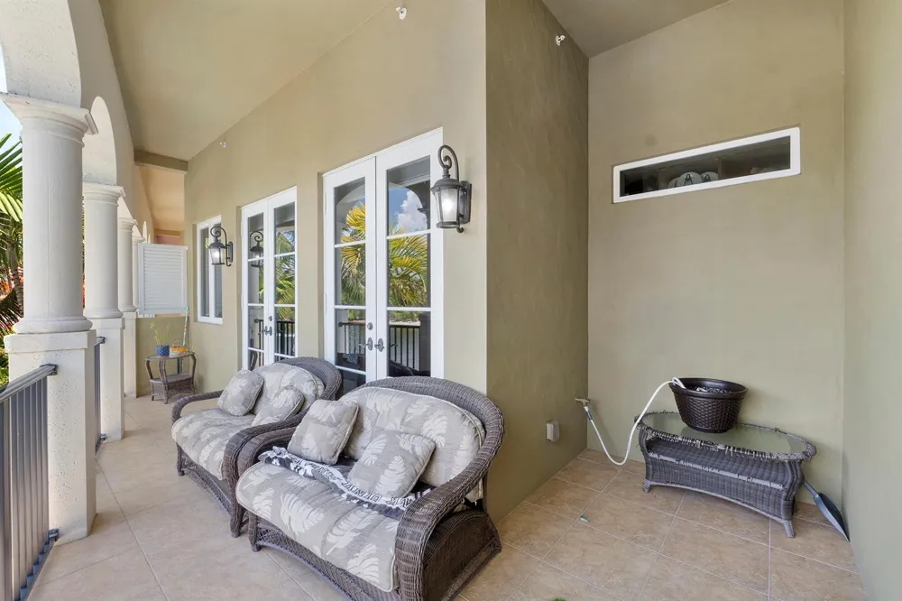 449 NE 19th Avenue Deerfield Beach, FL 33441