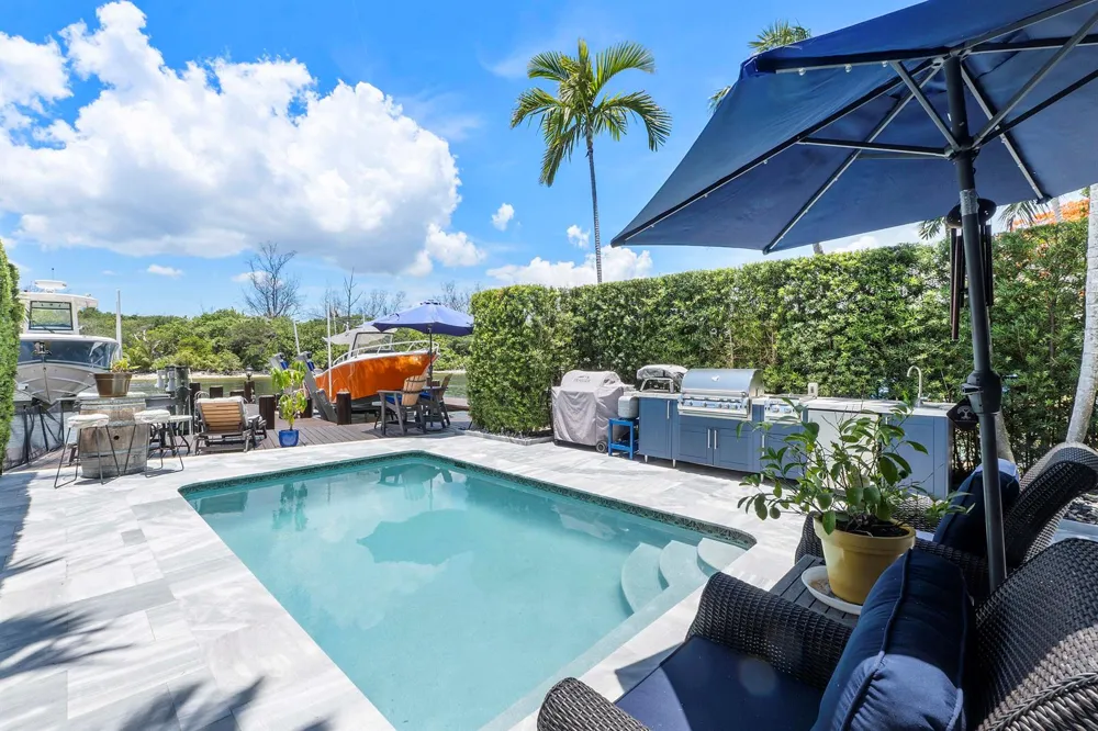 449 NE 19th Avenue Deerfield Beach, FL 33441