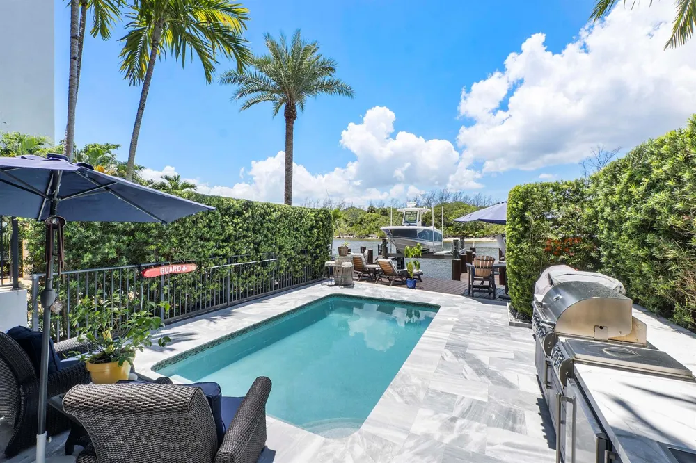 449 NE 19th Avenue Deerfield Beach, FL 33441