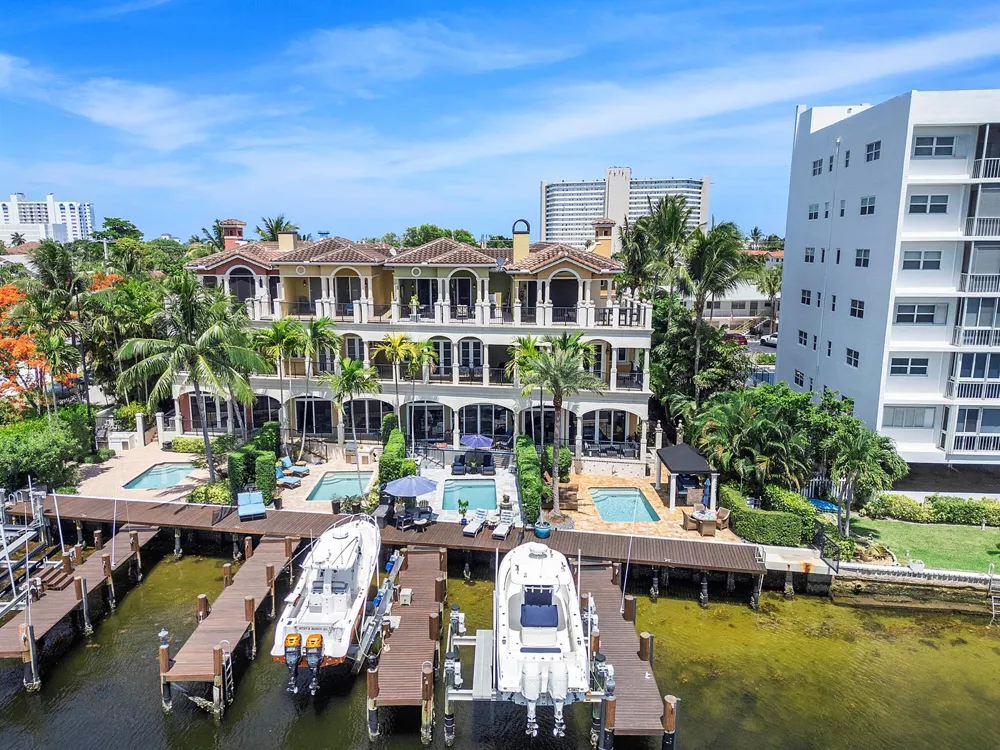 449 NE 19th Avenue Deerfield Beach, FL 33441