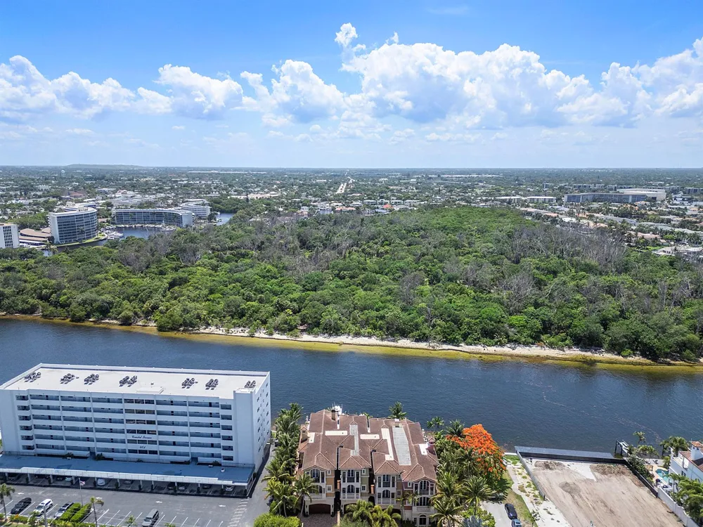 449 NE 19th Avenue Deerfield Beach, FL 33441