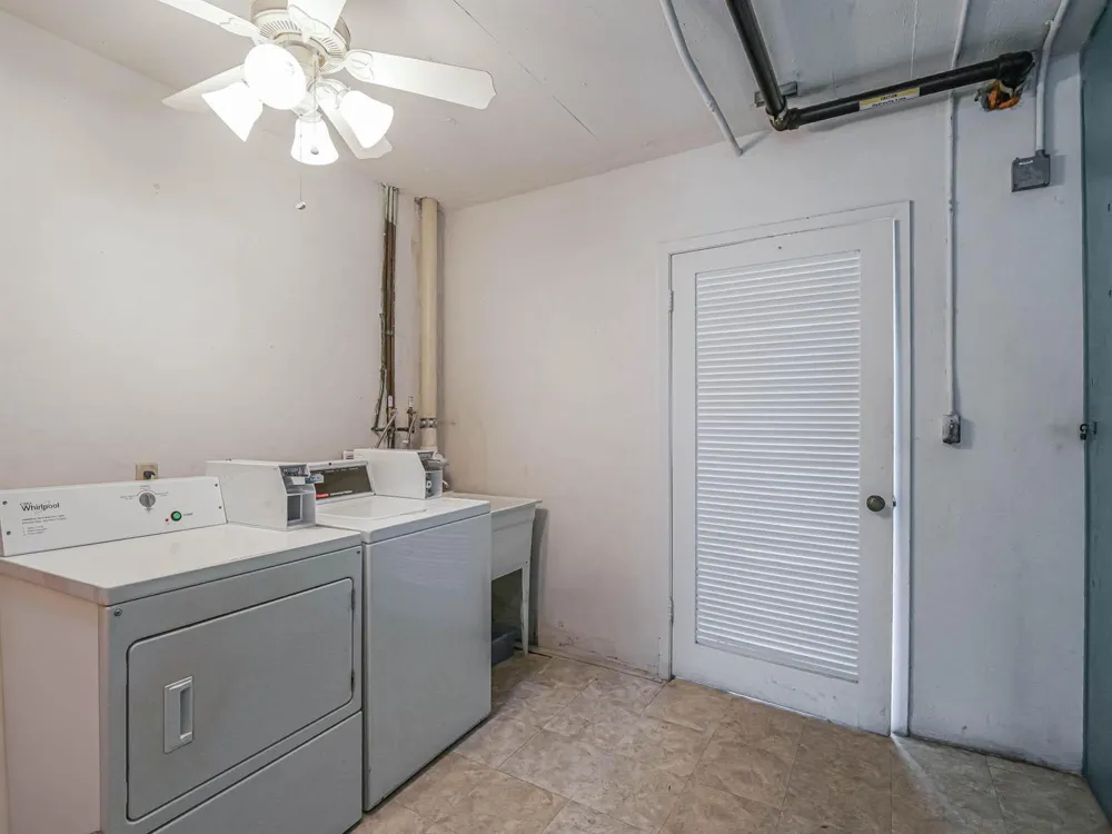 37 Yacht Club Drive #310 North Palm Beach, FL 33408