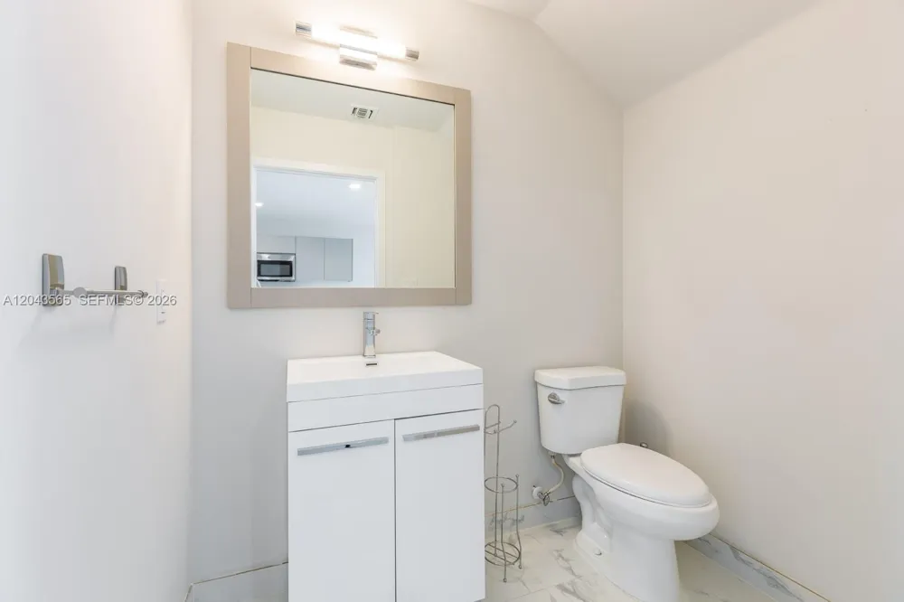 2505 NE 193rd St #4108 Miami, FL 33180