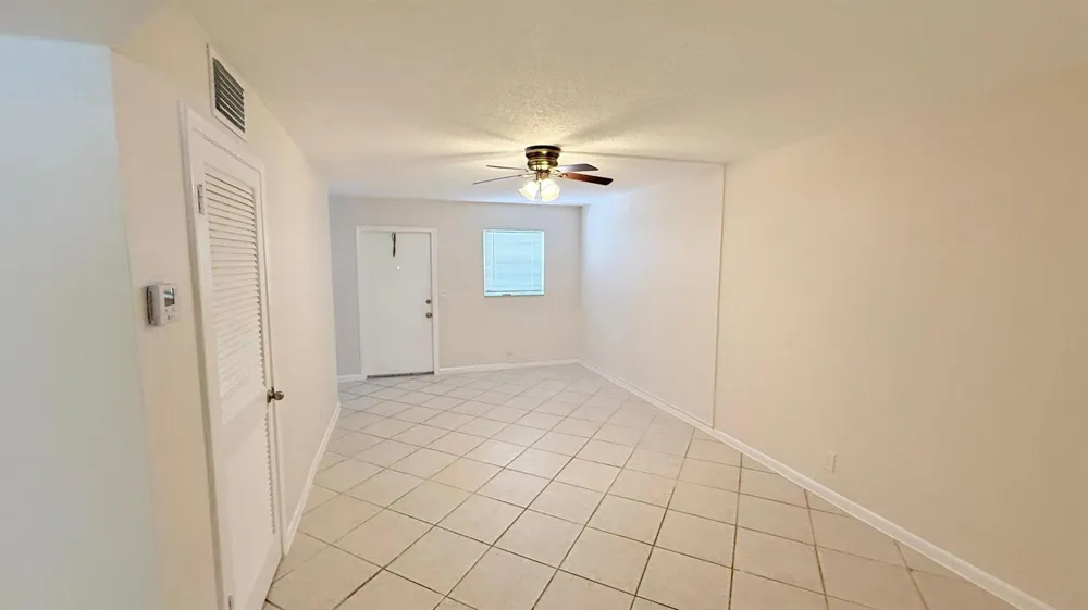 501 W Kalmia Drive #2 West Palm Beach, FL 33403