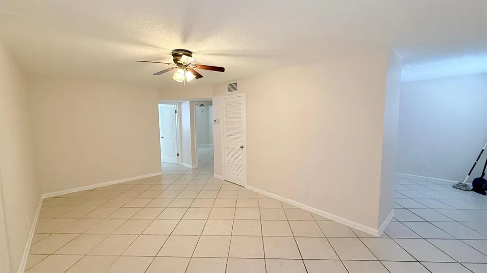 501 W Kalmia Drive #2 West Palm Beach, FL 33403