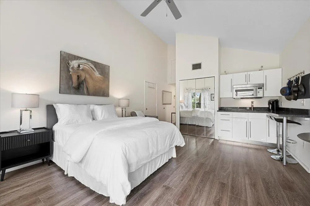 11863 Wimbledon Circle #524 Wellington, FL 33414