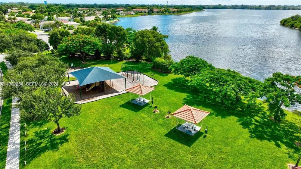 4271 SW 10th Court Deerfield Beach, FL 33442