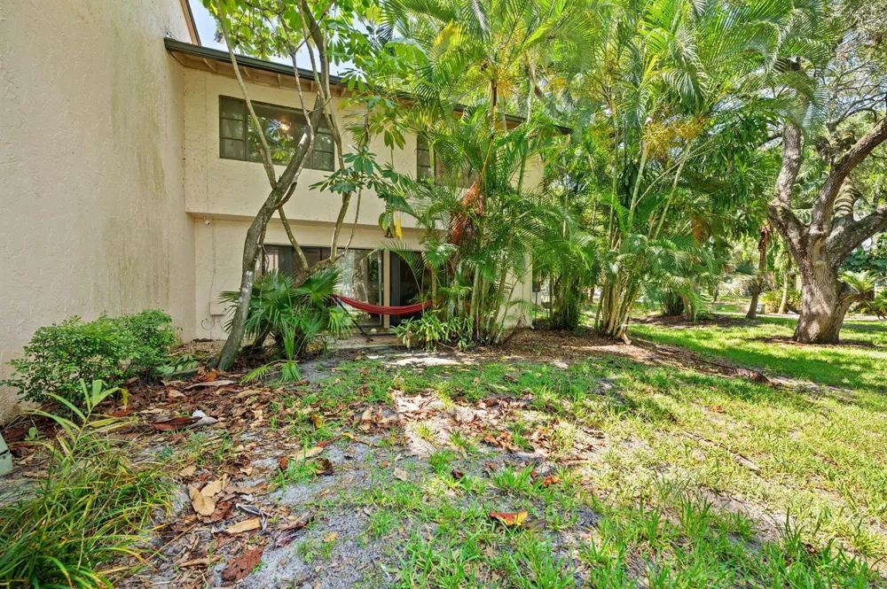 3407 Cherry Garden Circle #151 Lauderhill, FL 33319