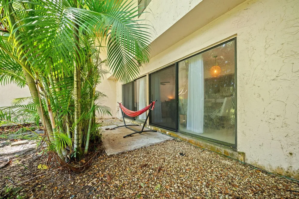 3407 Cherry Garden Circle #151 Lauderhill, FL 33319