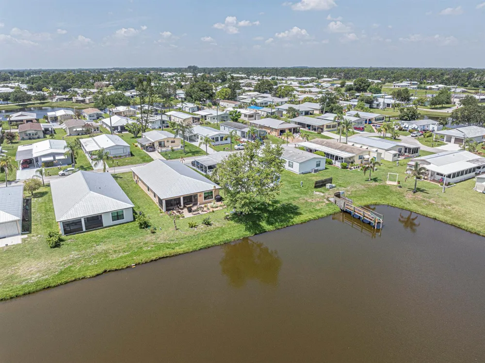 23 Arboles Del Norte Fort Pierce, FL 34951