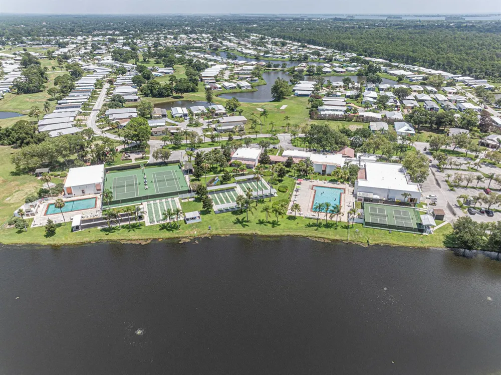 23 Arboles Del Norte Fort Pierce, FL 34951