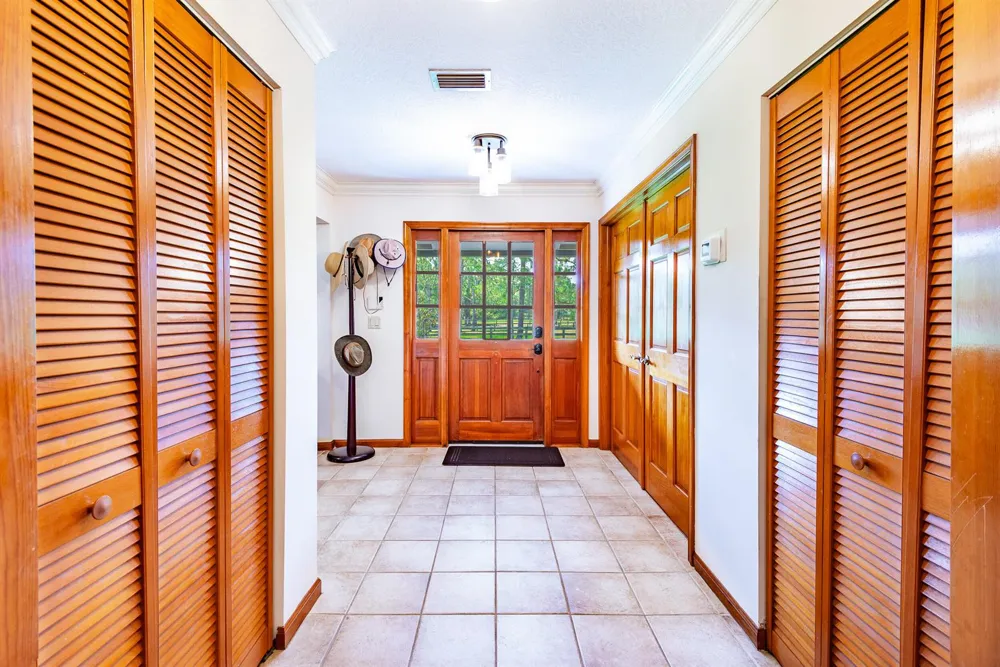 5371 Cougars Prowl Lake Worth, FL 33449
