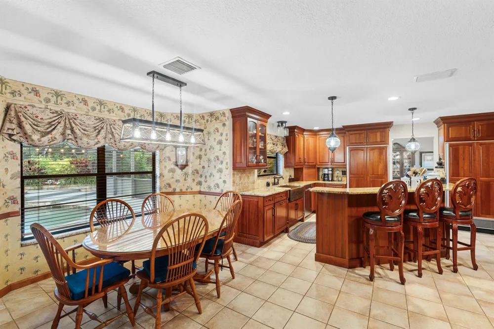 5371 Cougars Prowl Lake Worth, FL 33449