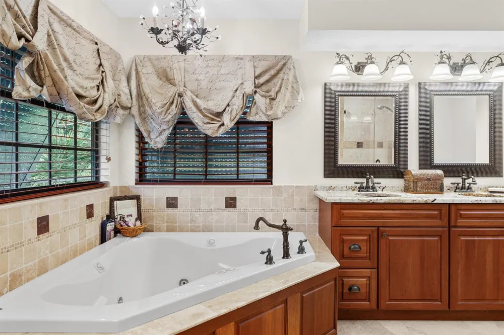 5371 Cougars Prowl Lake Worth, FL 33449