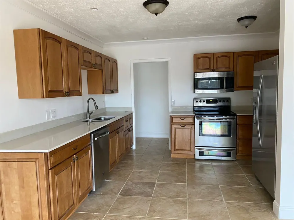 18 Andros Road Palm Springs, FL 33461