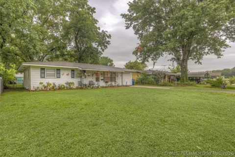 1006 SE 12th Street