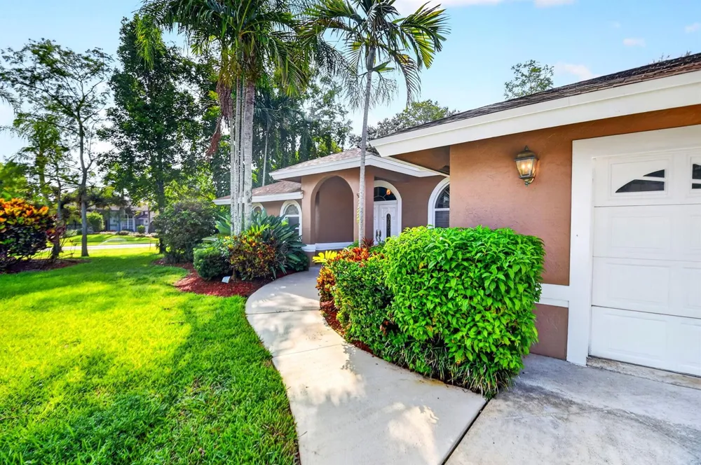13578 Chatsworth Village Drive Wellington, FL 33414