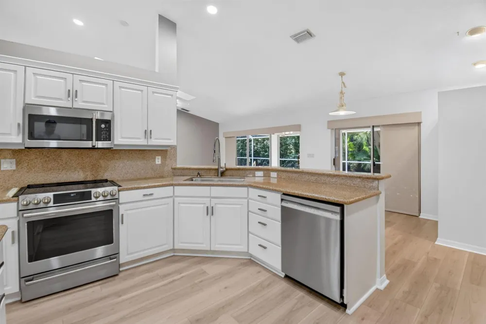 13578 Chatsworth Village Drive Wellington, FL 33414