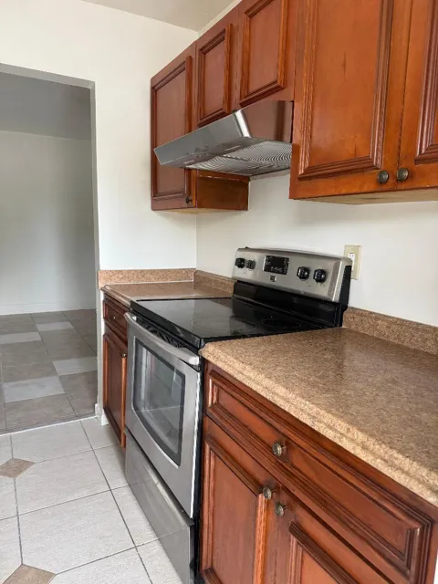 1913 NE 2nd Street #4