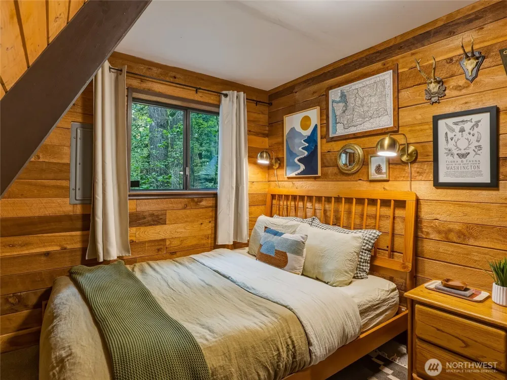 76135 NE 122nd Street Skykomish, WA 98288