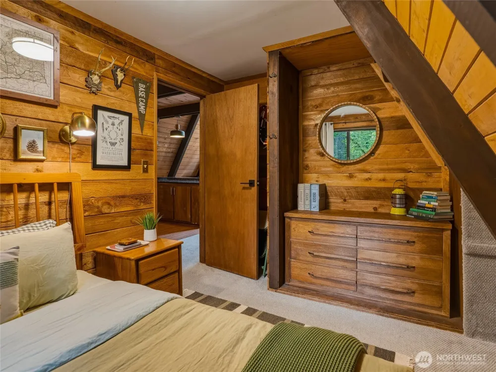 76135 NE 122nd Street Skykomish, WA 98288