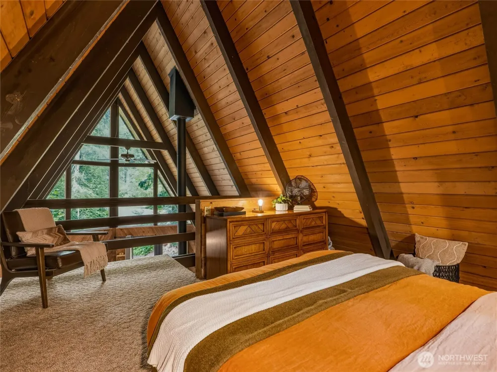 76135 NE 122nd Street Skykomish, WA 98288