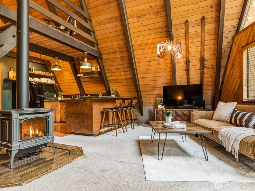 76135 NE 122nd Street Skykomish, WA 98288