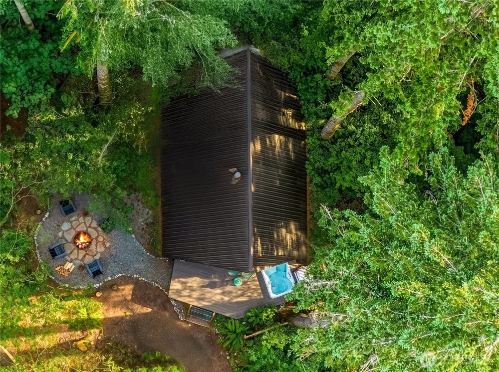 76135 NE 122nd Street Skykomish, WA 98288