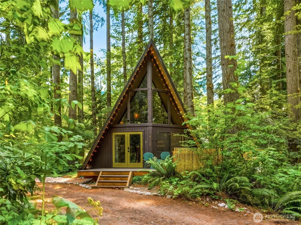 76135 NE 122nd Street Skykomish, WA 98288