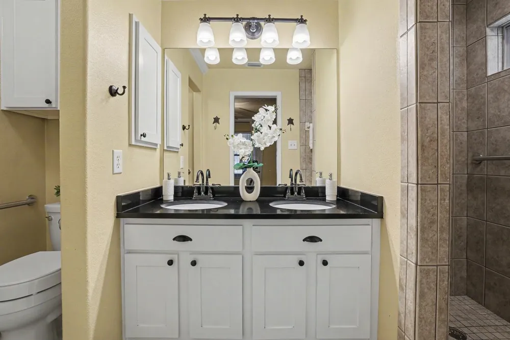 1710 Gaylord Drive Austin, TX 78728