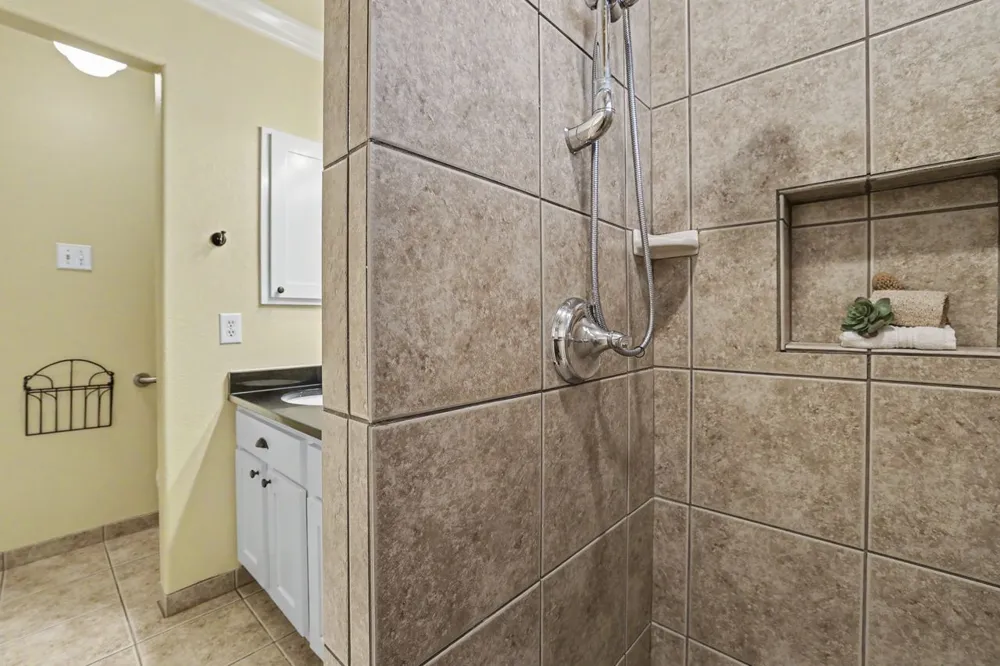 1710 Gaylord Drive Austin, TX 78728