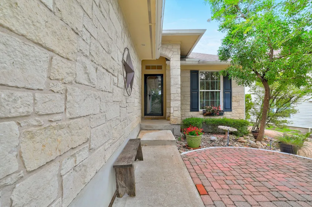 1710 Gaylord Drive Austin, TX 78728