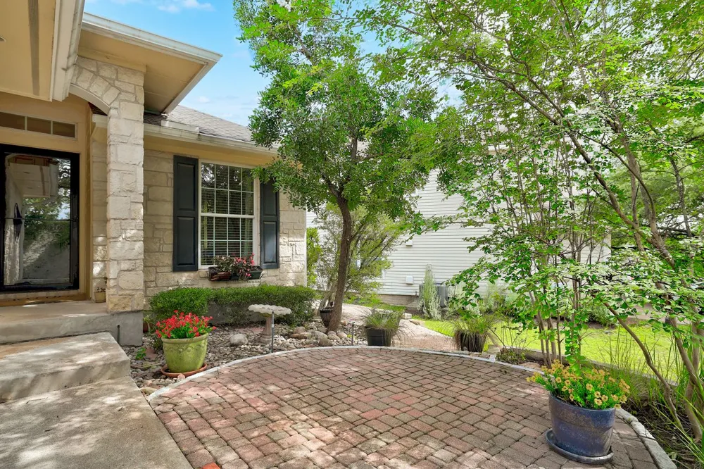 1710 Gaylord Drive Austin, TX 78728