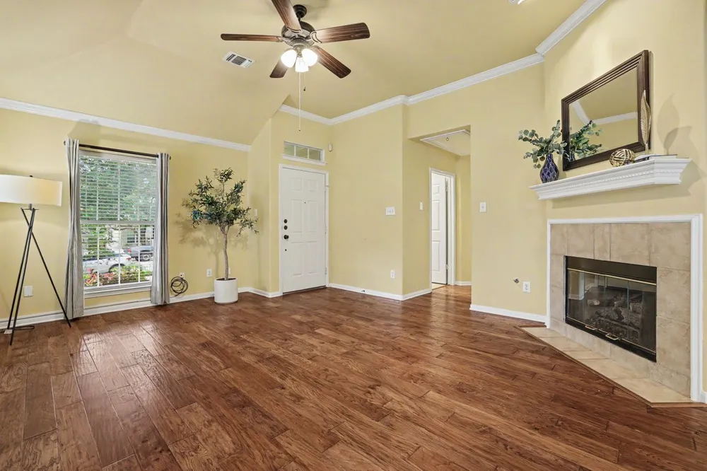 1710 Gaylord Drive Austin, TX 78728