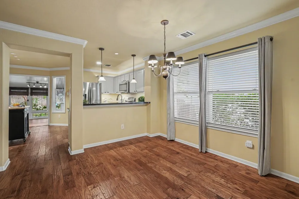 1710 Gaylord Drive Austin, TX 78728