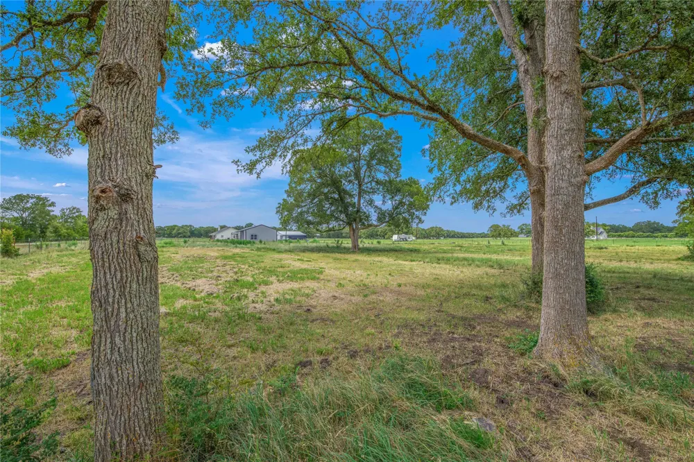 12889 Della Love Road Bryan, TX 77808