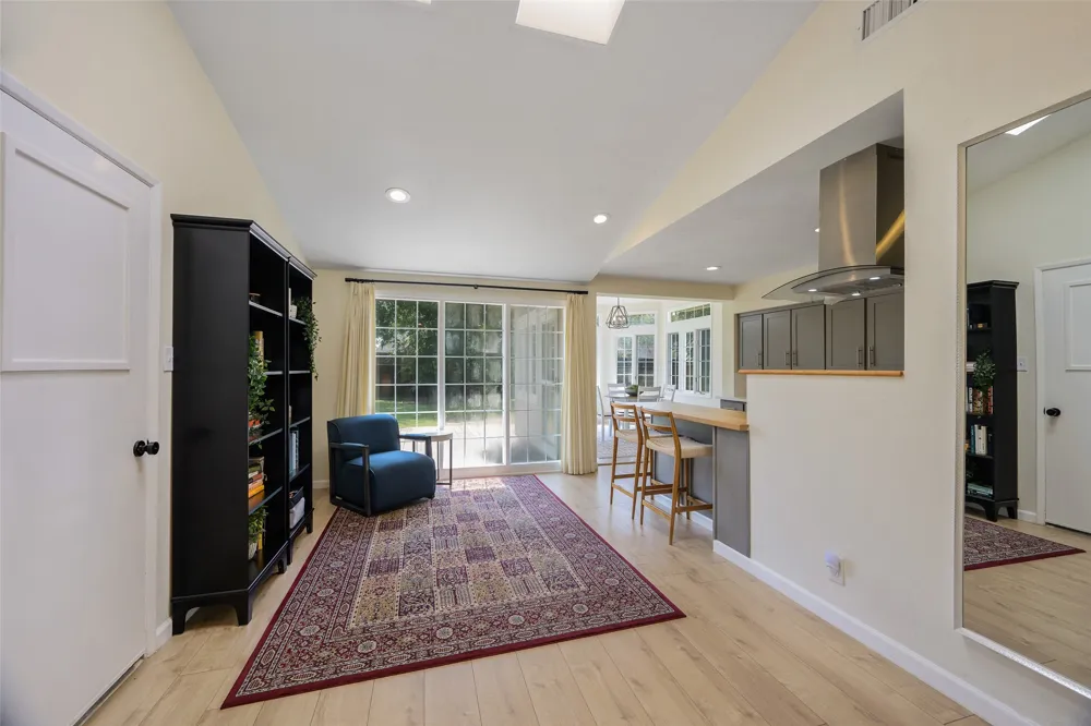 13536 Castleton Drive Farmers Branch, TX 75234