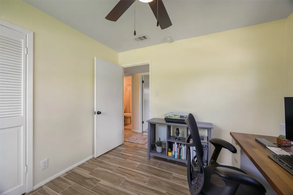 13536 Castleton Drive Farmers Branch, TX 75234