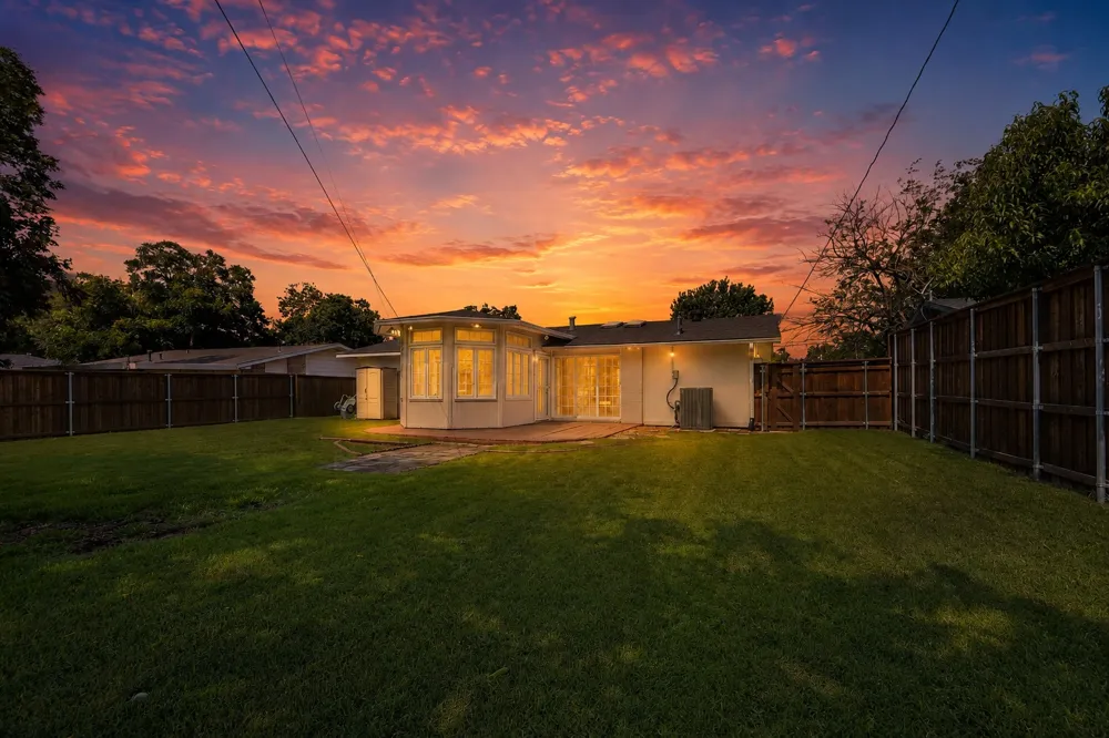 13536 Castleton Drive Farmers Branch, TX 75234