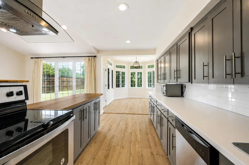 13536 Castleton Drive Farmers Branch, TX 75234