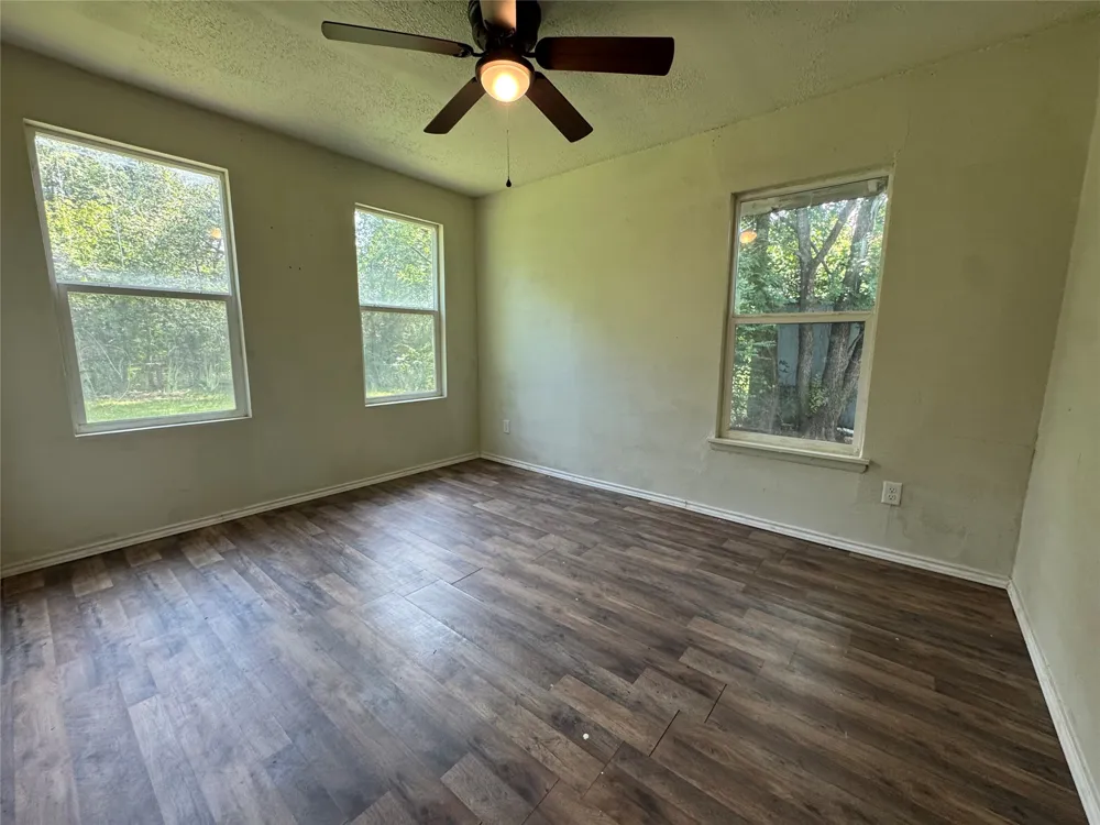 1605 Jackson Street Commerce, TX 75428