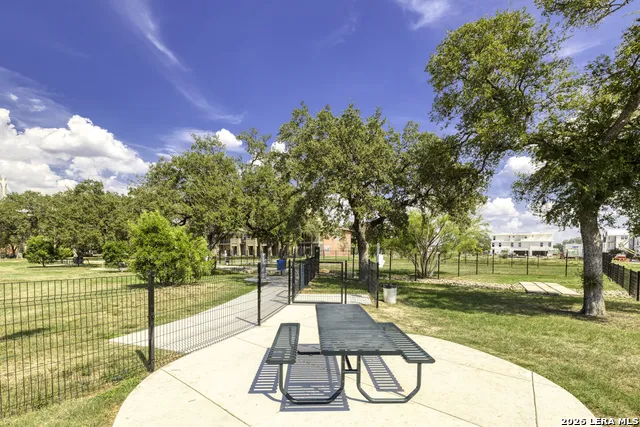 413 MCMILLAN PL San Antonio, TX 78210