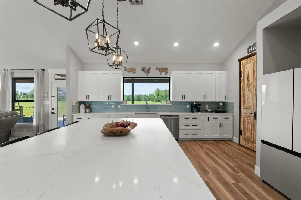 565 Brushy Creek Drive Onalaska, TX 77360