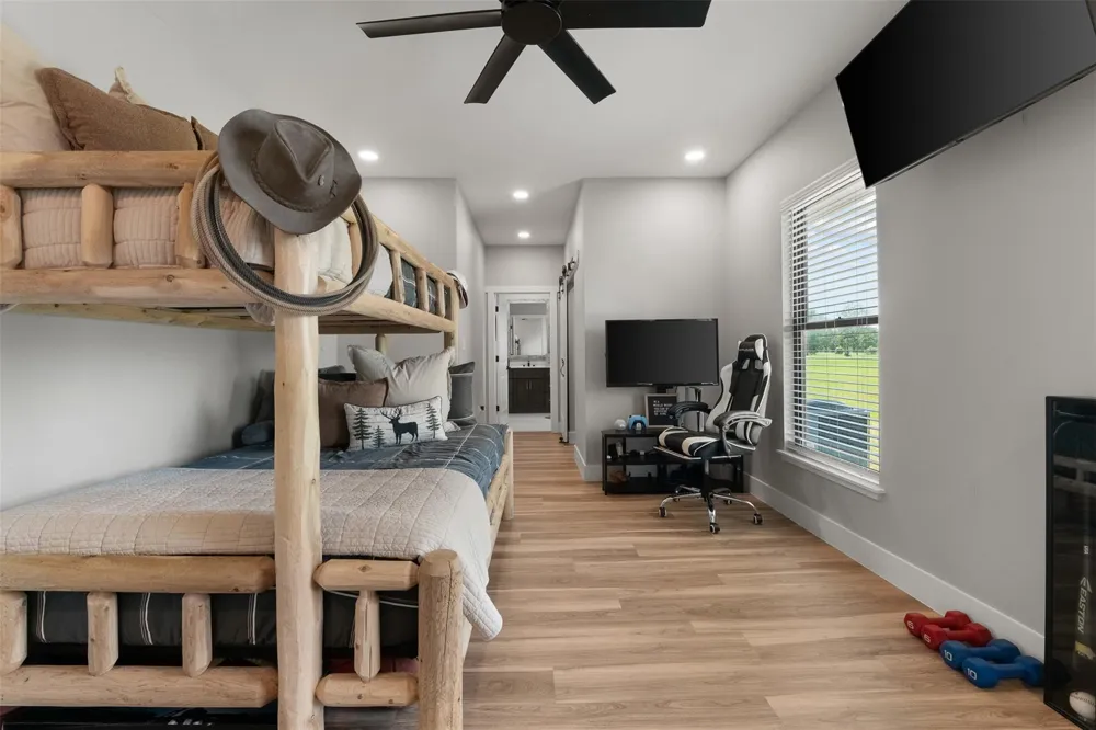 565 Brushy Creek Drive Onalaska, TX 77360