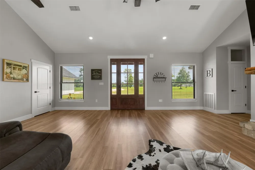 565 Brushy Creek Drive Onalaska, TX 77360