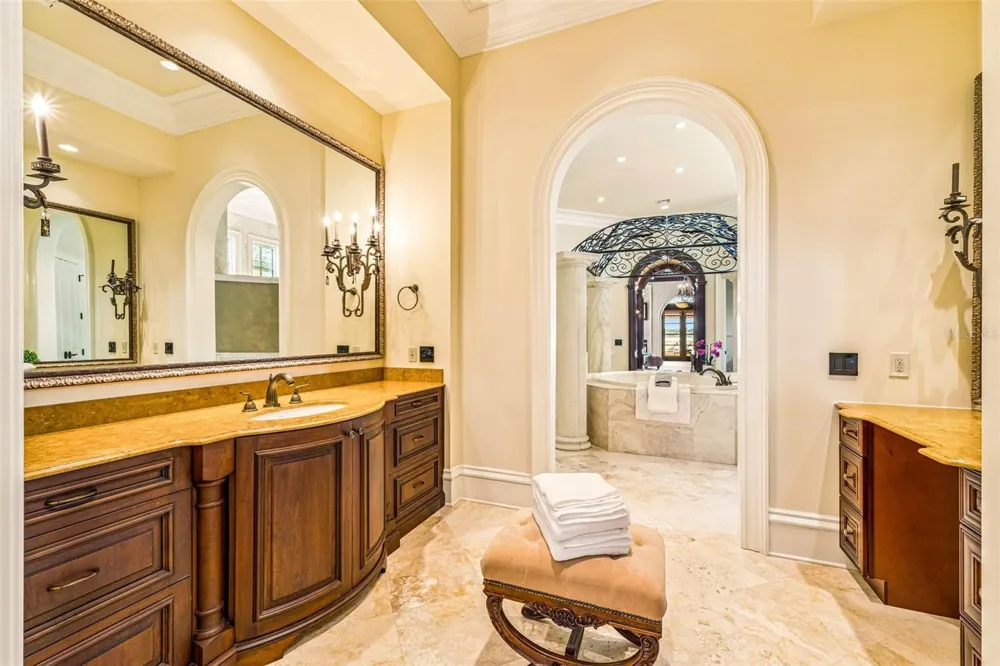 16619 AREZO COURT Montverde, FL 34756