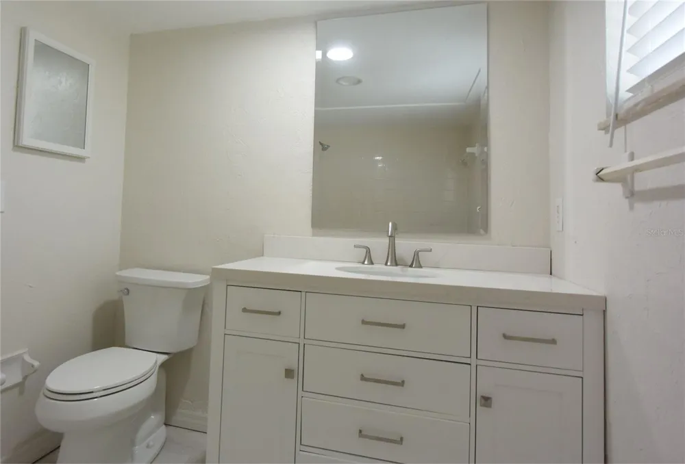 3751 S SCHOOL AVENUE #26 Sarasota, FL 34239