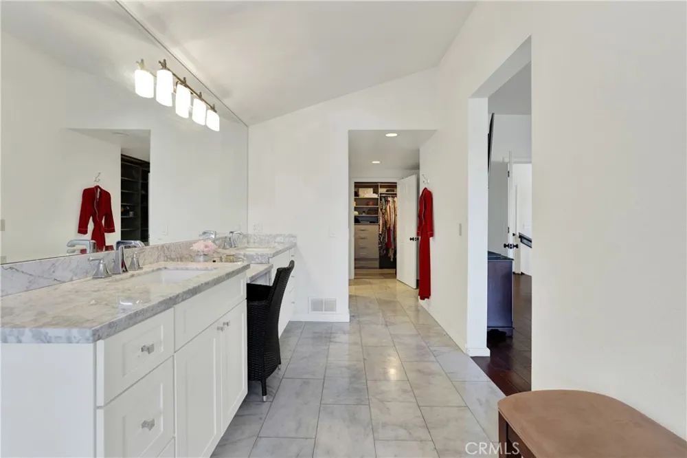31991 VIA PAVO REAL Coto de Caza, CA 92679